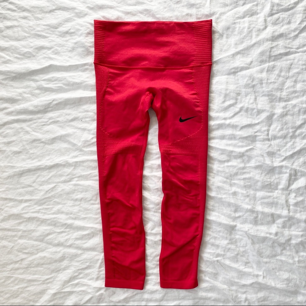 Nike - Red Epic Lux Tight Rebel Xs - image 5